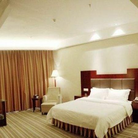 Phoenix Grand Hotel 鳳凰県 エクステリア 写真