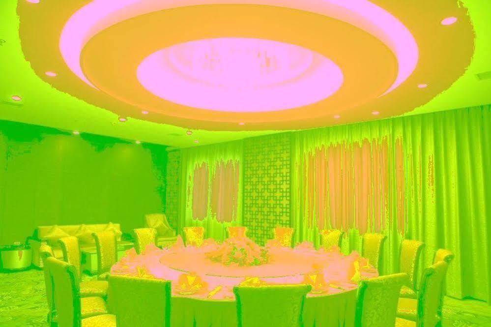 Phoenix Grand Hotel 鳳凰県 エクステリア 写真