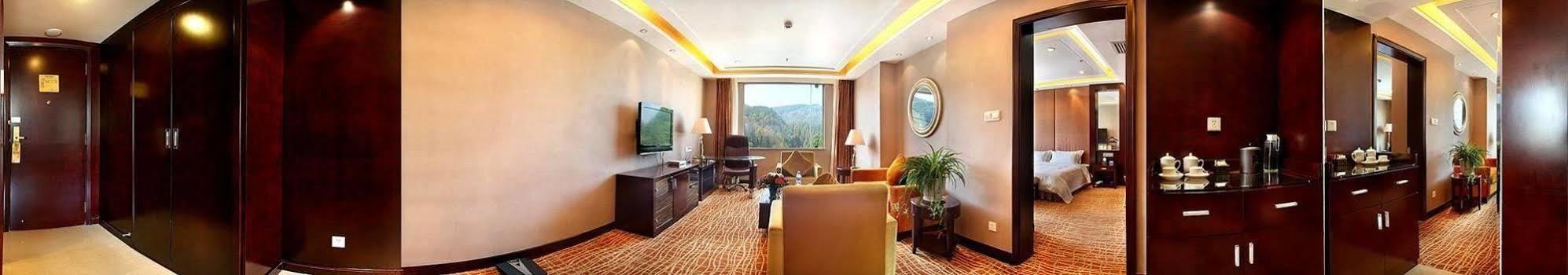 Phoenix Grand Hotel 鳳凰県 エクステリア 写真