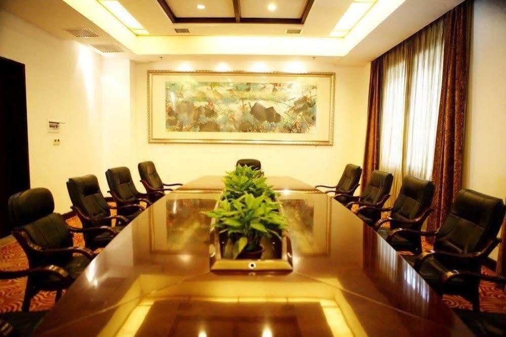 Phoenix Grand Hotel 鳳凰県 エクステリア 写真